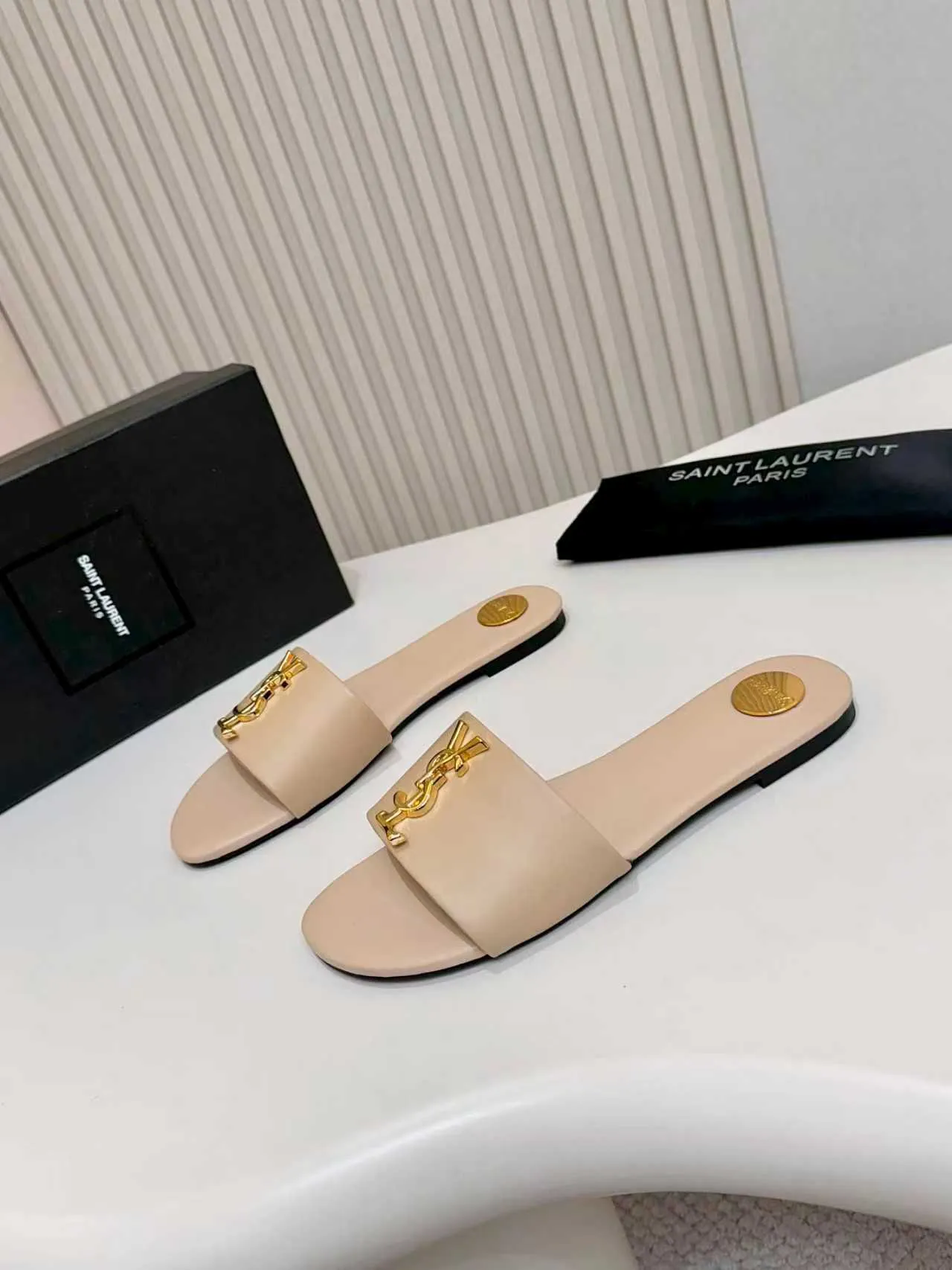 👟👟Ex-factory price 340👟👟 Genuine leather sole +40 YSL new model, upper cowhide leather lining sheepskin, size 35-44, rubber sole, genuine leather sole +40